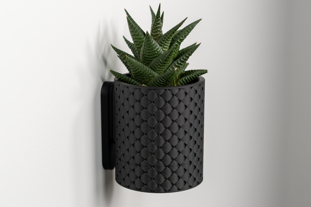 Quilted Wall Planter with Hiden Drip Tray
