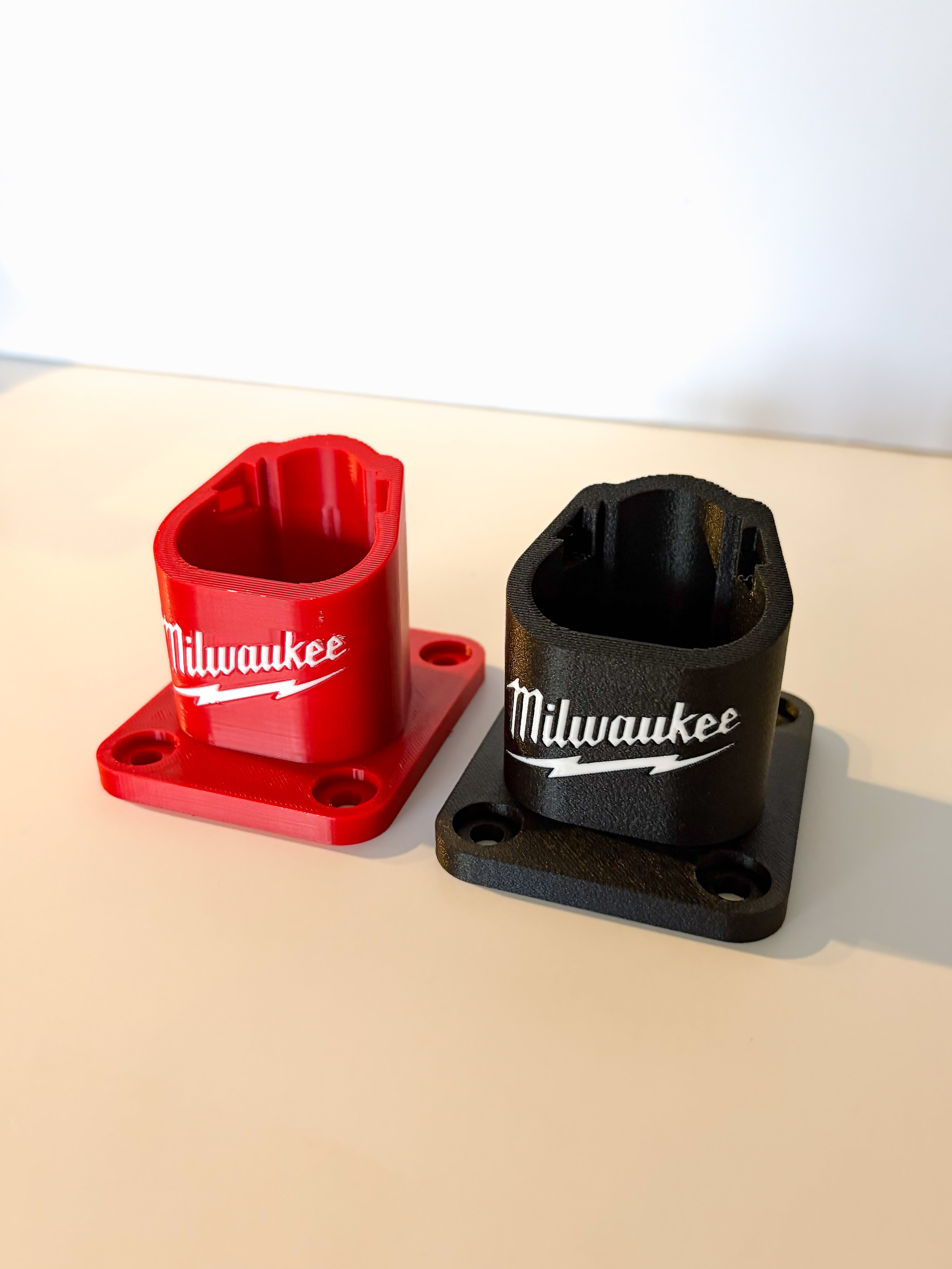 Milwaukee M12 Battery Holder and Wall Mount