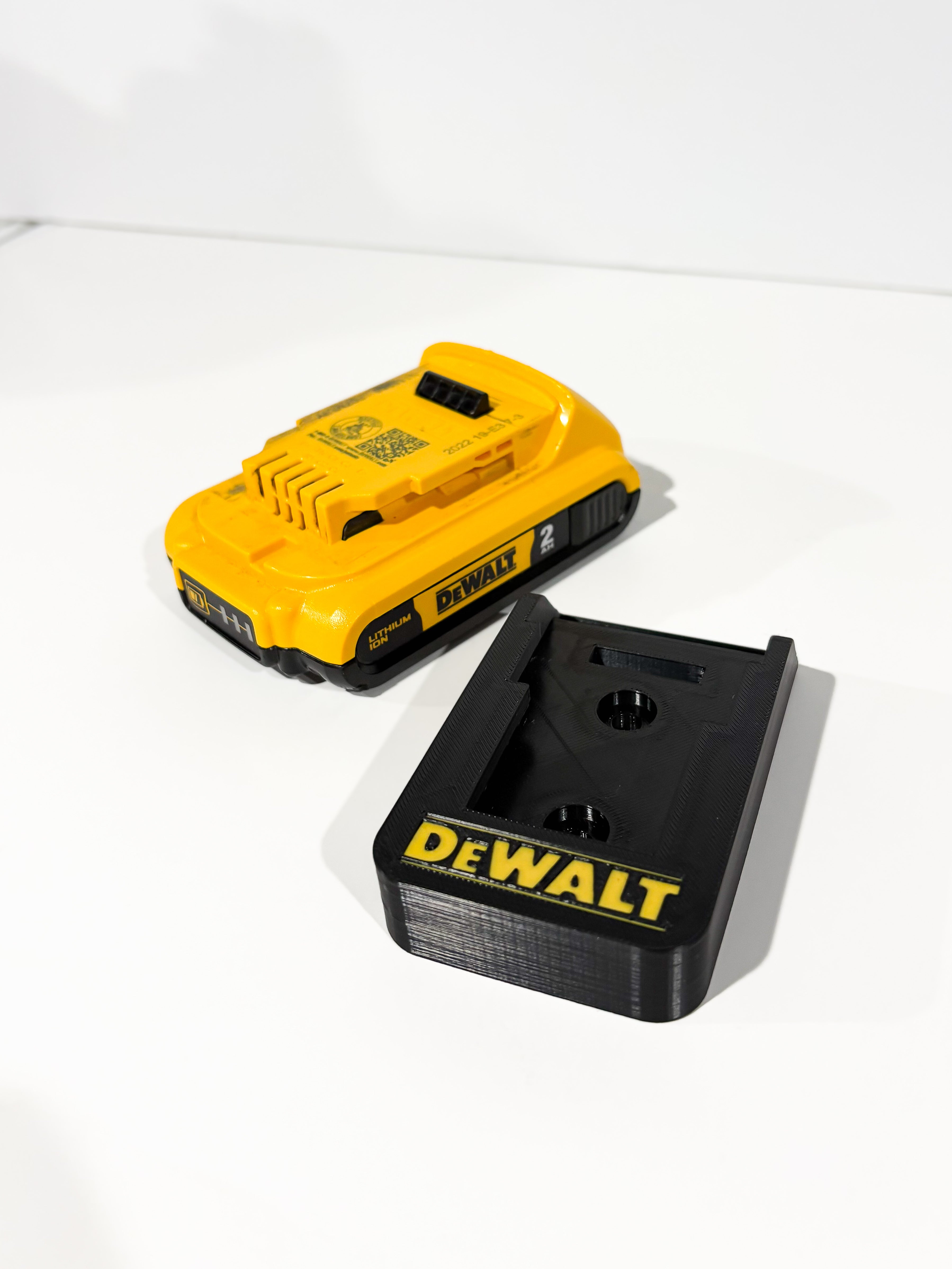 Dewalt Battery Holder and Wall Mount