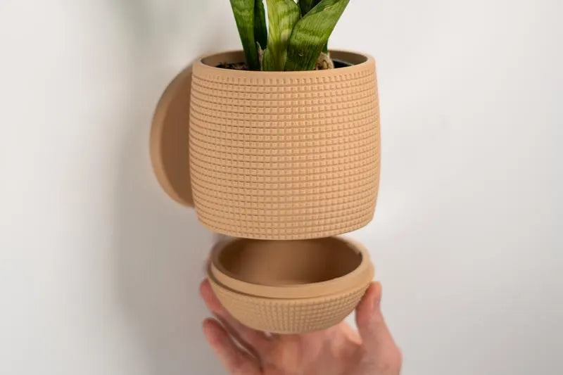 Grid Wall Planter with Hidden Drip Tray